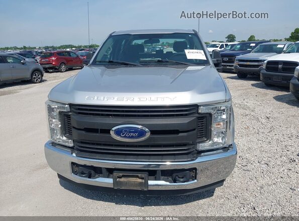 1FT7W2A64JEC83809 2018 FORD F-250 Silver 360 interior view