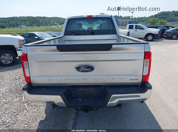 1FT7W2A64JEC83809 2018 FORD F-250 Silver 