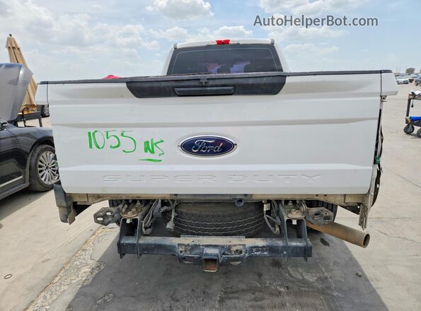 1FT7W2A64KEE32785 2019 FORD F250 White Widok z tyłu