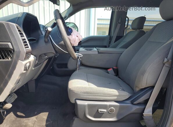 1FT7W2B60HED26101 2017 FORD F250 Gray Вид салону спереду