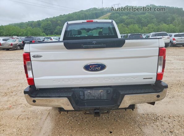 1FT7W2B60KEC99859 2019 FORD F250 White Widok z tyłu