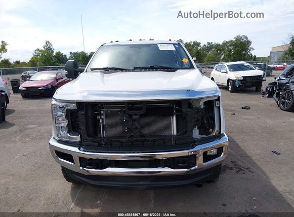 1FT7W2B60KEG69028 2019 FORD F-250 White Вид задньої частини салону
