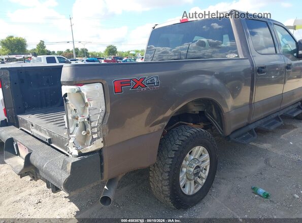 1FT7W2B61HEE02246 2017 FORD F-250 Коричневый Вид спереди