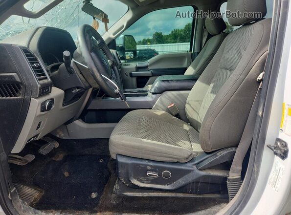 1FT7W2B62KEC02953 2019 FORD F250 Белый Вид салона спереди