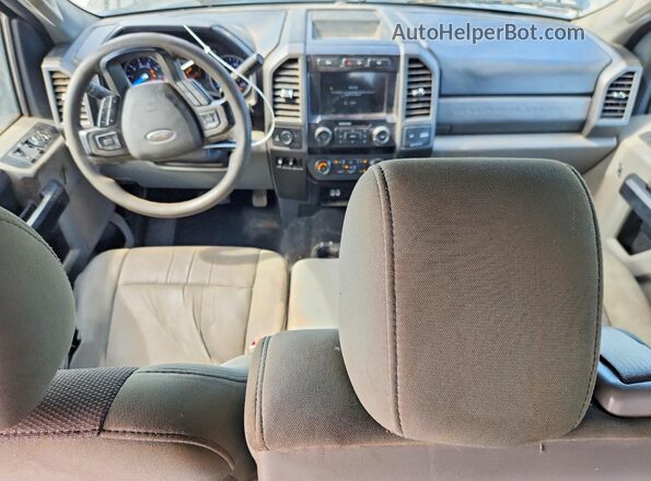 1FT7W2B62KED34580 2019 FORD F250 Серый Вид панели приборов