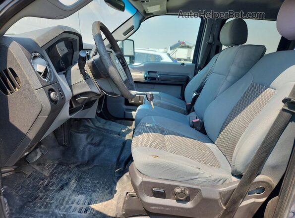 1FT7W2B63GEC19879 2016 FORD F250 Blue Front interior view