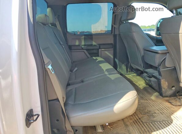 1FT7W2B64HEE60982 2017 FORD F250 White Widok tylnych siedzeń