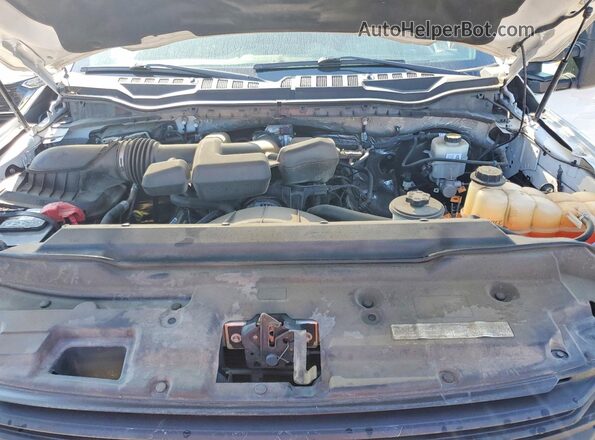 1FT7W2B64HEE60982 2017 FORD F250 White Widok wnętrza z tyłu