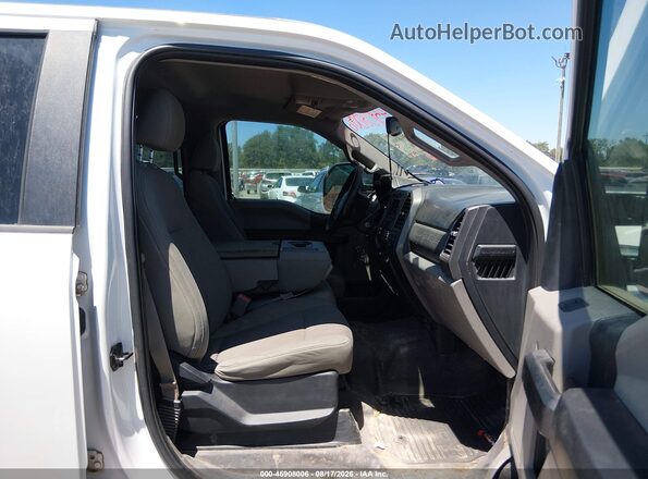 1FT7W2B64HEE81461 2017 FORD F-250 White Вид салону спереду