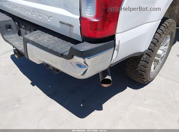 1FT7W2B64HEE81461 2017 FORD F-250 White Вид щитка приладів