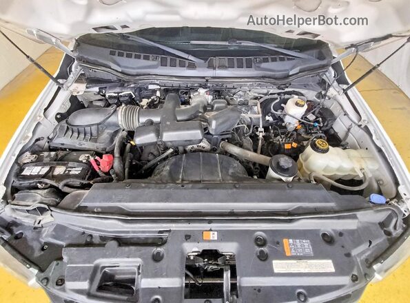 1FT7W2B64KEC86077 2019 FORD F250 Two Tone Rear interior view