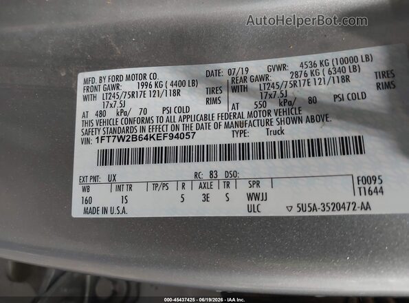 1FT7W2B64KEF94057 2019 FORD F-250 Silver Widok komory silnika