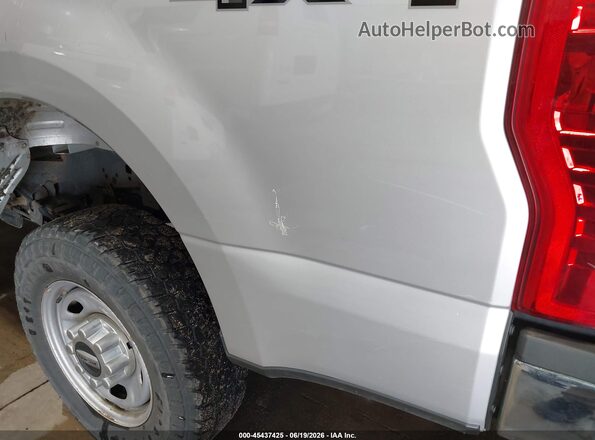 1FT7W2B64KEF94057 2019 FORD F-250 Silver Widok zestawu wskaźników