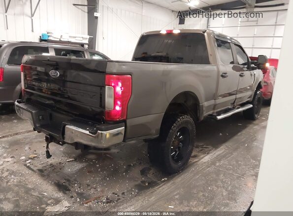 1FT7W2B65HED63502 2017 FORD F-250 Brown Trasero derecho