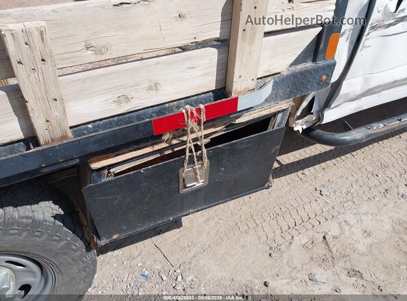 1FT7W2B65HED94636 2017 FORD F-250 White Вид спереду