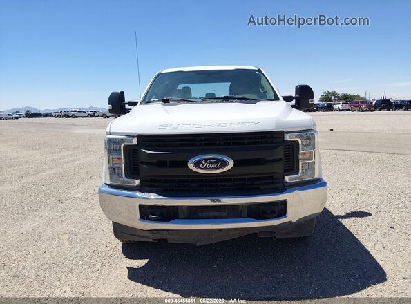 1FT7W2B65KEE92704 2019 FORD F-250 Белый Вид щитка приборов