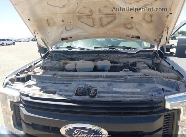 1FT7W2B65KEE92704 2019 FORD F-250 Белый Вид сзади