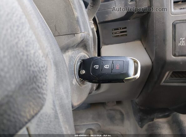 1FT7W2B65KEE92704 2019 FORD F-250 Белый Вид панели приборов