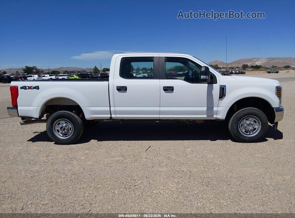 1FT7W2B65KEE92704 2019 FORD F-250 Белый Вид задней части салона