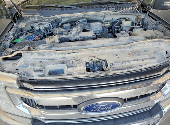1FT7W2B66NEF55877 2022 FORD F250 Gray Rear interior view