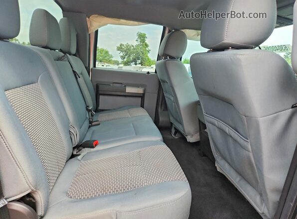 1FT7W2B67GEB24144 2016 FORD F250 Серебряный Вид задних сидений