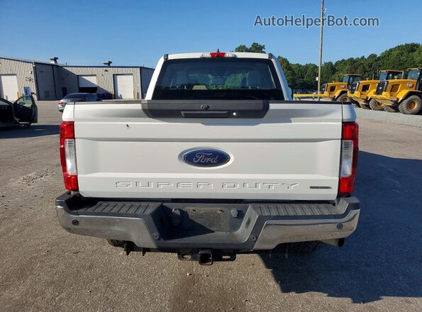 1FT7W2B67HED80656 2017 FORD F250 White Հետևի տեսք