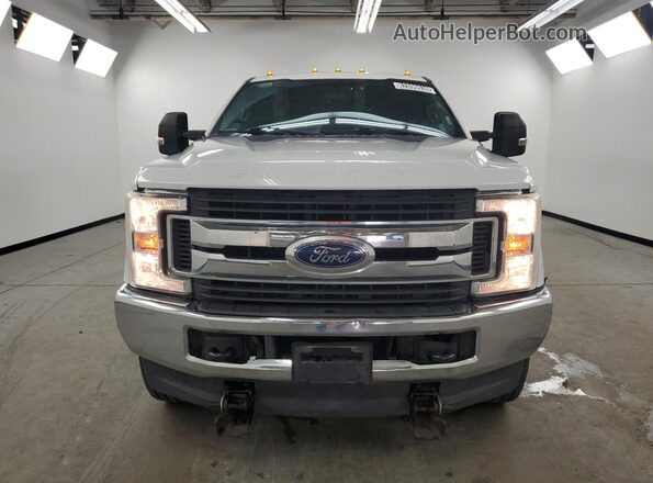 1FT7W2B67HEE00002 2017 FORD F250 White 