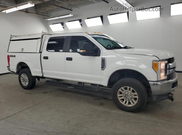 1FT7W2B67HEE00002 2017 FORD F250 White 