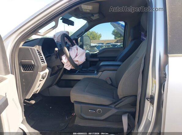 1FT7W2B67HEE71670 2017 FORD F-250 Silver წინა სალონის ხედი