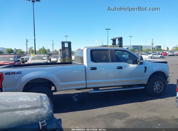 1FT7W2B67HEE71670 2017 FORD F-250 Silver უკანა სალონის ხედი