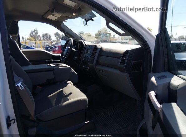 1FT7W2B67KEF30157 2019 FORD F-250 White Vista interior delantera