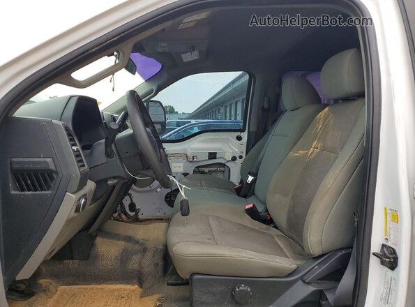 1FT7W2B67LEE18539 2020 FORD F250 White Вид салону спереду