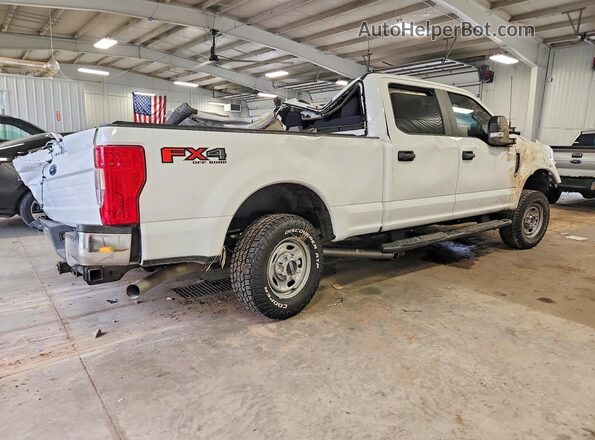 1FT7W2B67NEE41676 2022 FORD F250 White Trasero derecho