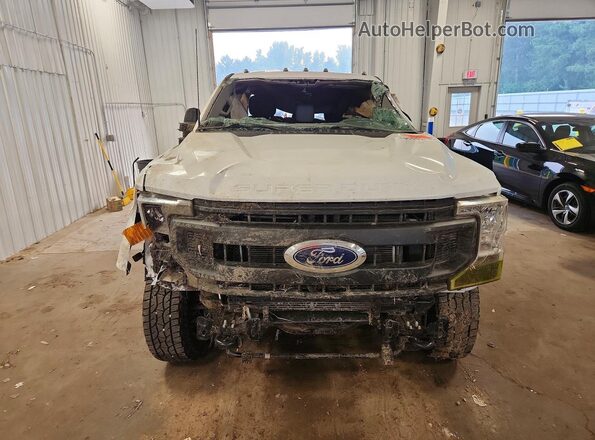 1FT7W2B67NEE41676 2022 FORD F250 White Vista frontal