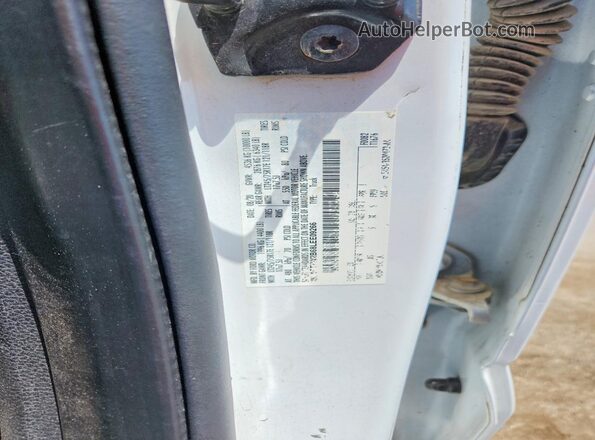 1FT7W2B68LEE09266 2020 FORD F250 White Engine compartment view