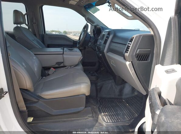 1FT7W2B69KED95666 2019 FORD F-250 White Widok wnętrza z przodu