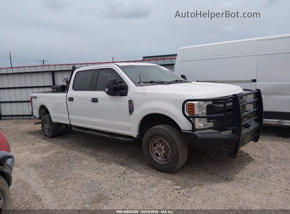 1FT7W2B69KED95666 2019 FORD F-250 White Widok wnętrza z tyłu