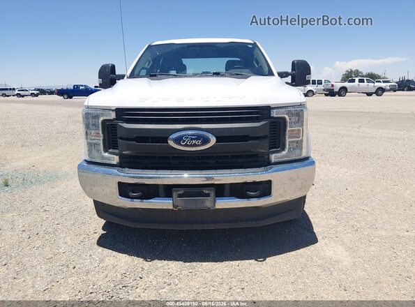1FT7W2B69KEE92706 2019 FORD F-250 White Dashboard view