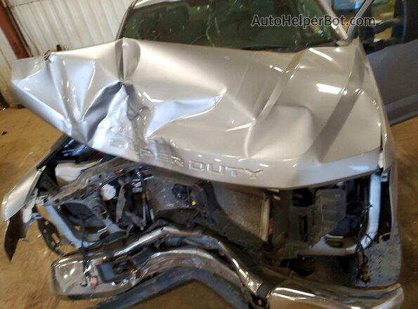 1FT7W2B69NEF06365 2022 FORD F250 Silver Вид задньої частини салону