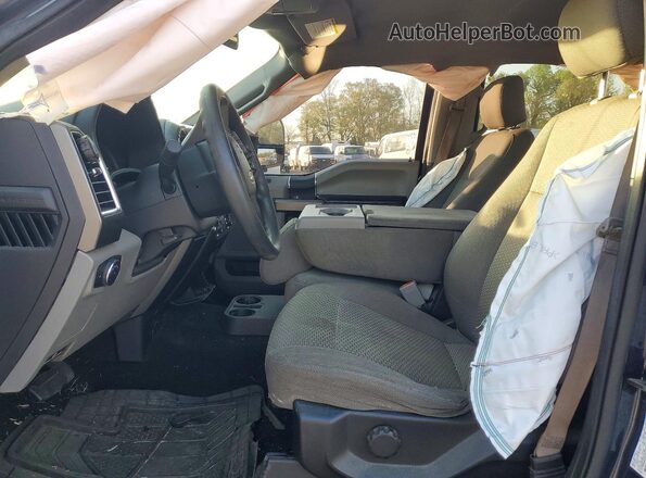 1FT7W2B6XJEB37655 2018 FORD F250 Синий Вид салона спереди