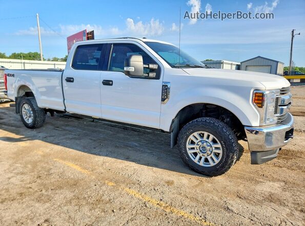 1FT7W2B6XJEC19773 2018 FORD F-250 Белый Передняя правая четверть