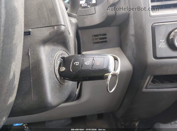 1FT7W2B6XKEE92701 2019 FORD F-250 White Dashboard view