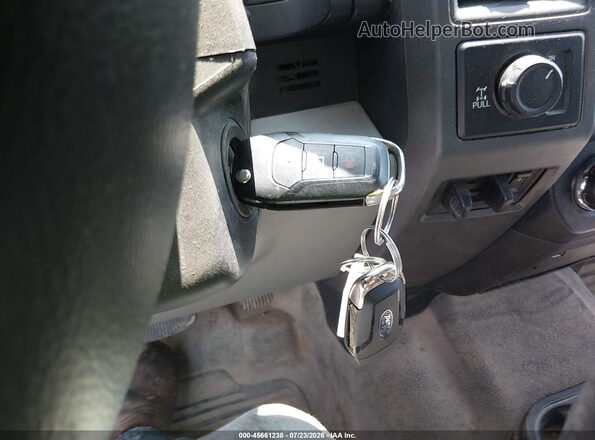 1FT7W2B6XKEE92715 2019 FORD F-250 White Widok deski rozdzielczej