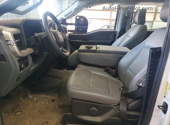 1FT7W2BA1REE60444 2024 FORD F250 White Вид салону спереду