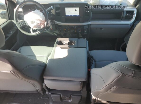 1FT7W2BA3SEC01928 2025 FORD F250 White Vista del salpicadero