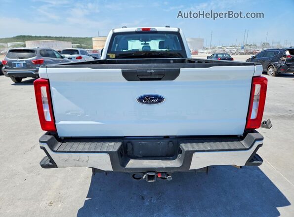 1FT7W2BA4TEE19801 2026 FORD F250 White Вид ззаду