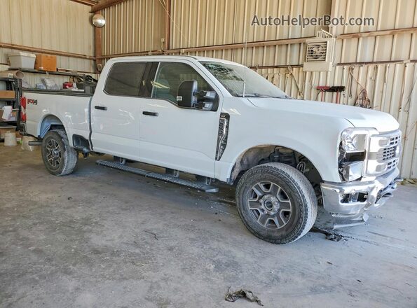 1FT7W2BA5SED86273 2025 FORD F250 White Delantero derecho