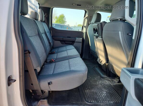 1FT7W2BA7TEC05207 2026 FORD F250 White Rear seats view
