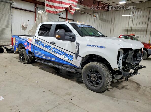 1FT7W2BA9PEE21761 2023 FORD F250 Белый Передняя правая четверть