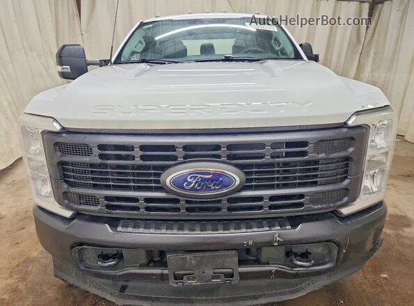 1FT7W2BA9TED50104 2026 FORD F250 White Вид спереду